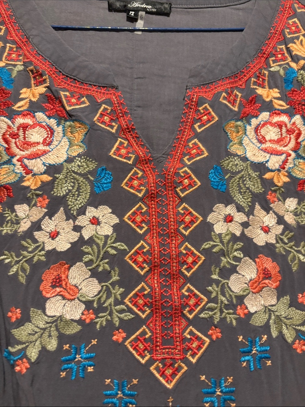 ANDREE BY UNIT Gray Tunic with Multicolor Floral Embroidery - Picture 3 of 4